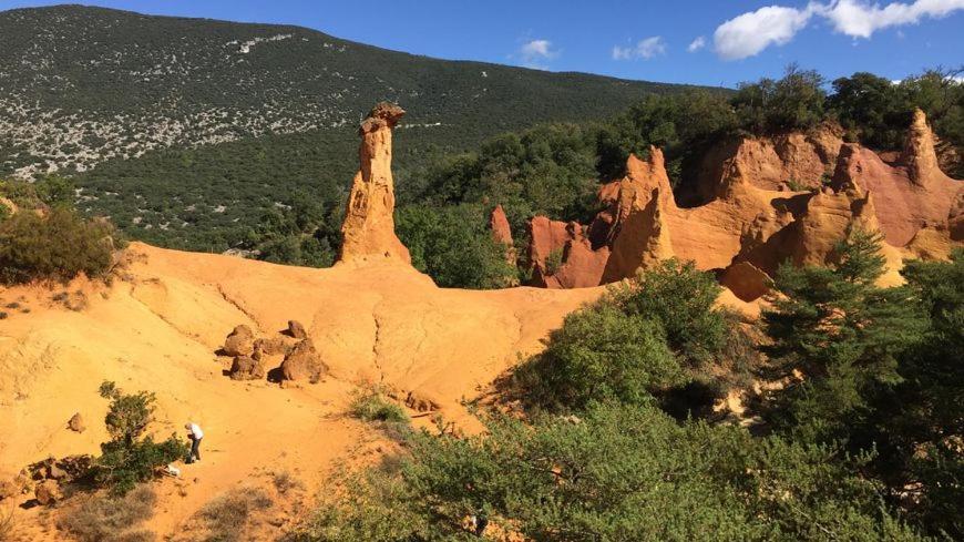 Gite Avec Piscine "La Maison De Valentine" En Provence Montsalier Kültér fotó